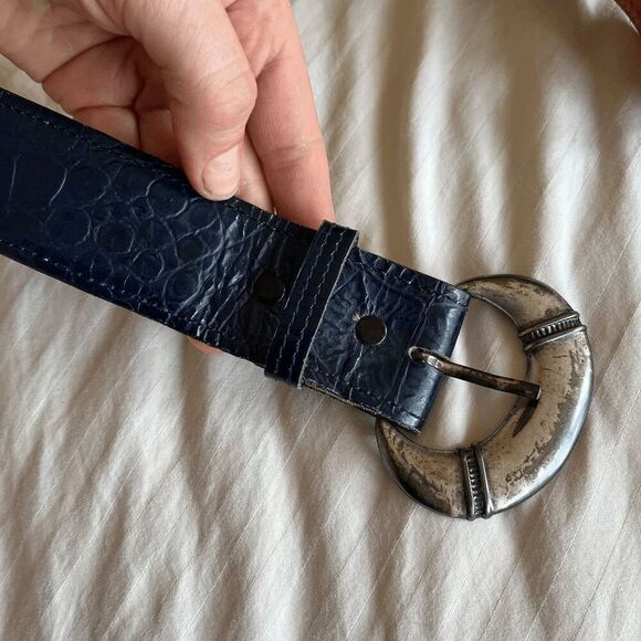 Zelé Atlanta Navy Embossed Leather Belt Silver Buckle Cowhide Lining 28 Small - Picture 6 of 10